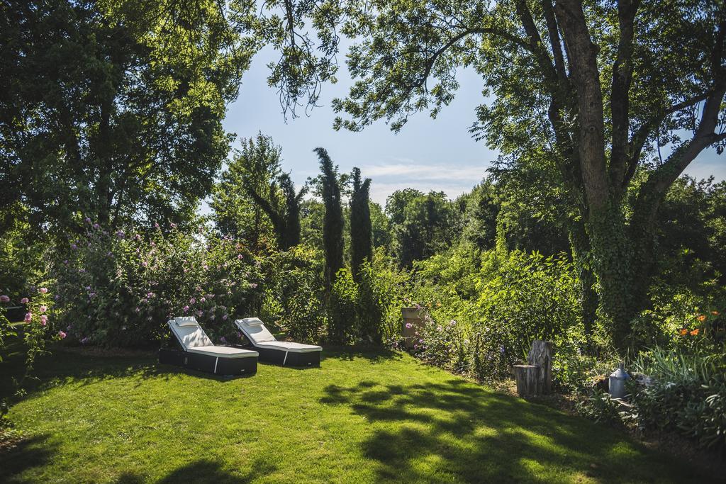 Domaine De Terrac Bed and Breakfast Rimont Esterno foto